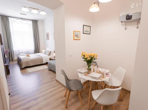 Victoria Apartment *